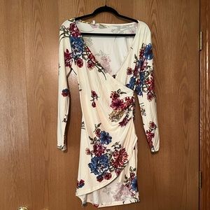 White bodycon dress, size medium, NWOT